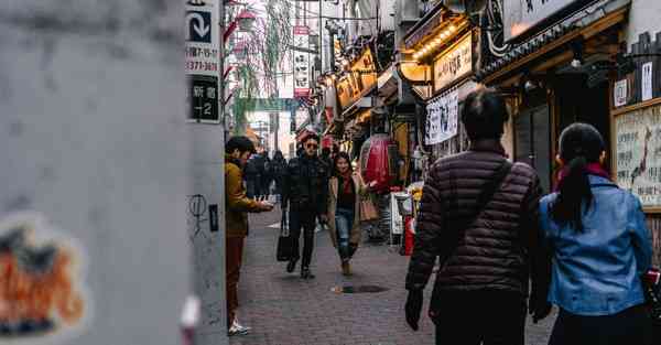 2022年农历腊月二十四日出生的女孩五行缺水寓意好的名字